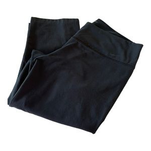 Womens Nike Legend Dri-Fit athletic black yoga running capris Large Tight Fit